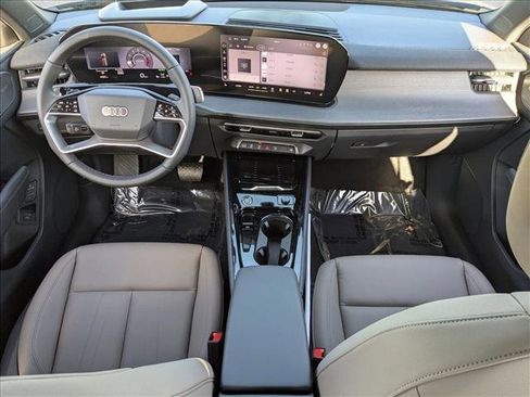 New 2026 Audi Q3 quattro 2.0T AWD/4WD image 14