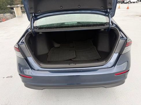 Certified 2023 Honda Accord EX image 13