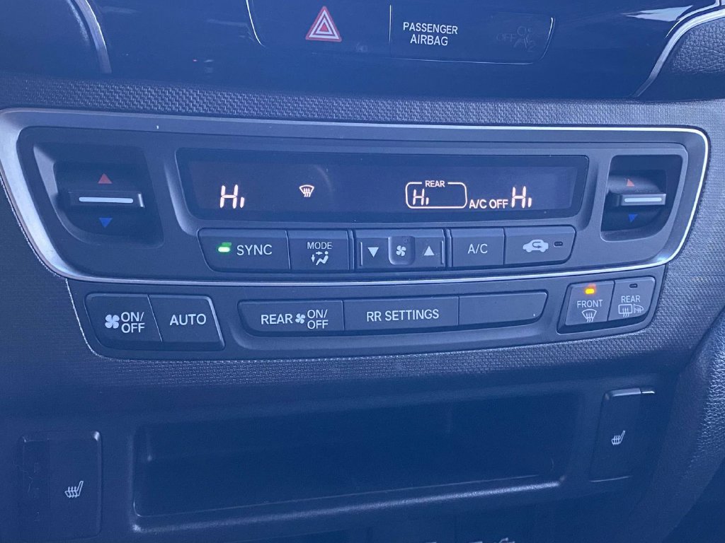 Used 2023 Honda Passport TrailSport image 29