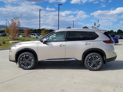 New 2026 Nissan Rogue Platinum w/ Platinum Premium Package image 2