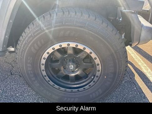 Used 2020 Jeep Gladiator Sport w/ Quick Order Package 24S image 13