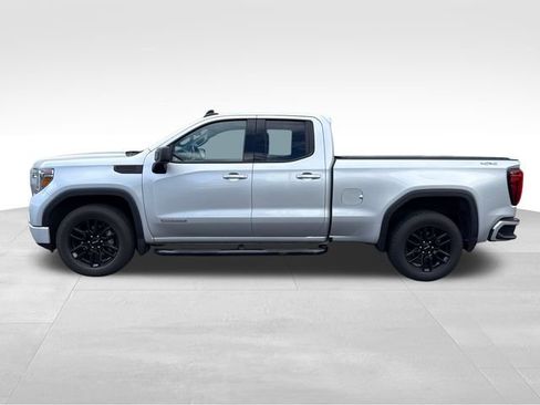 Used 2022 GMC Sierra 1500 Elevation AWD/4WD image 2