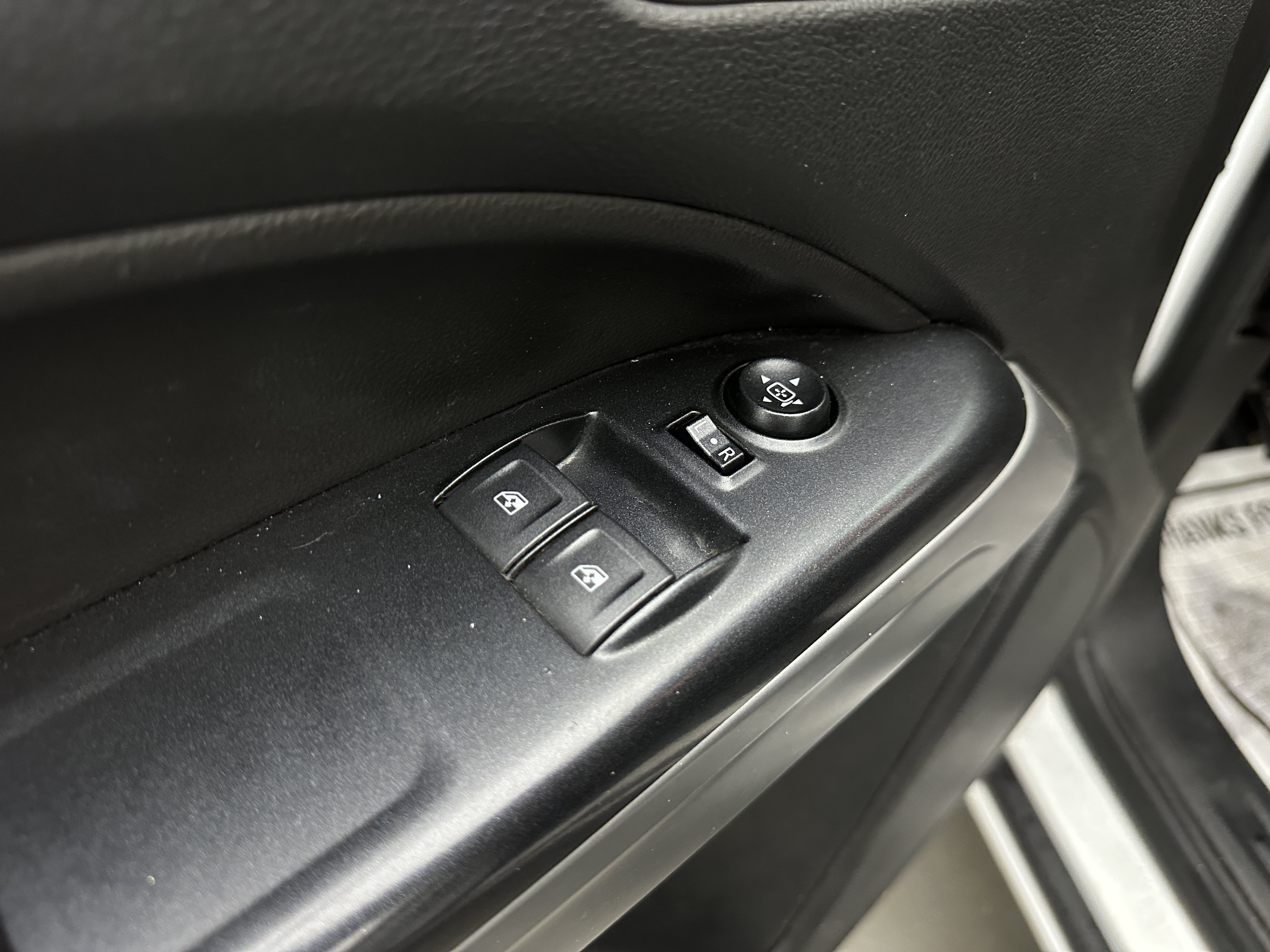 Used 2022 Chevrolet Colorado LT w/ Fleet Safety Package RWD image 12