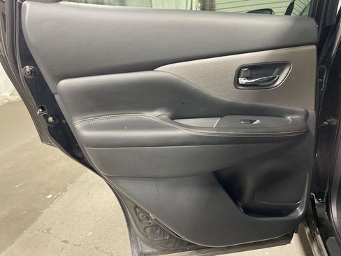 Used 2024 Nissan Murano SV image 18