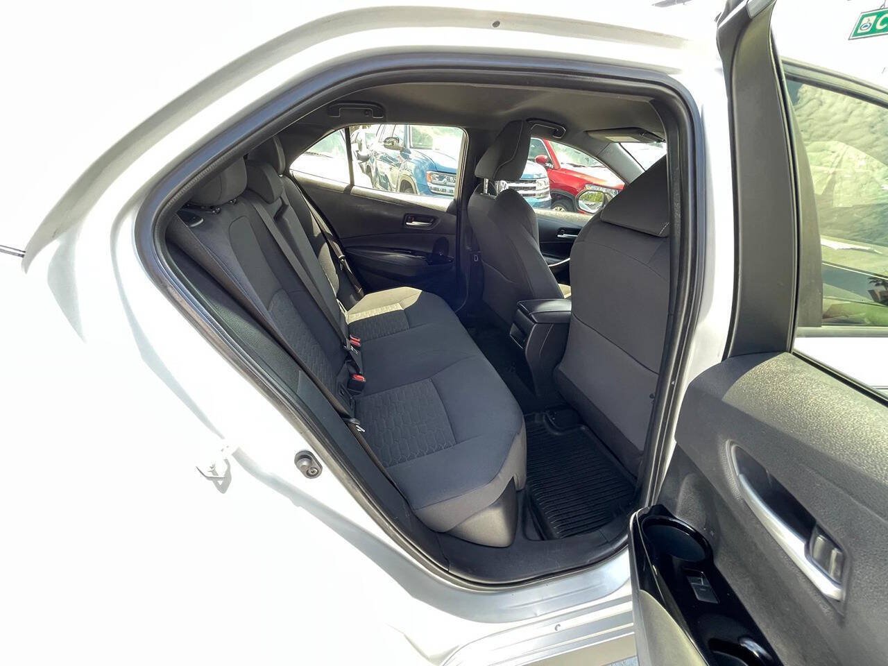 Used 2022 Toyota Corolla SE FWD image 12