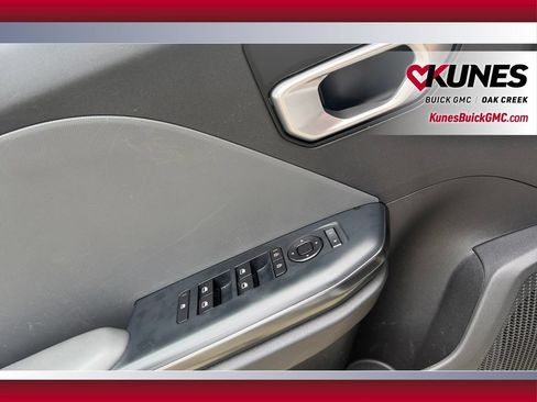 Used 2025 Kia K4 FWD image 21