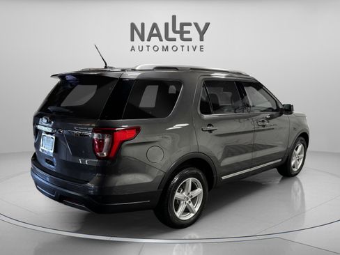Used 2019 Ford Explorer XLT w/ Equipment Group 202A image 5