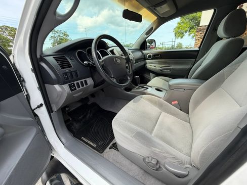 Used 2007 Toyota Tacoma PreRunner RWD image 7