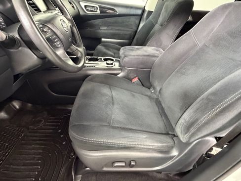 Used 2014 Nissan Pathfinder SV AWD/4WD image 9