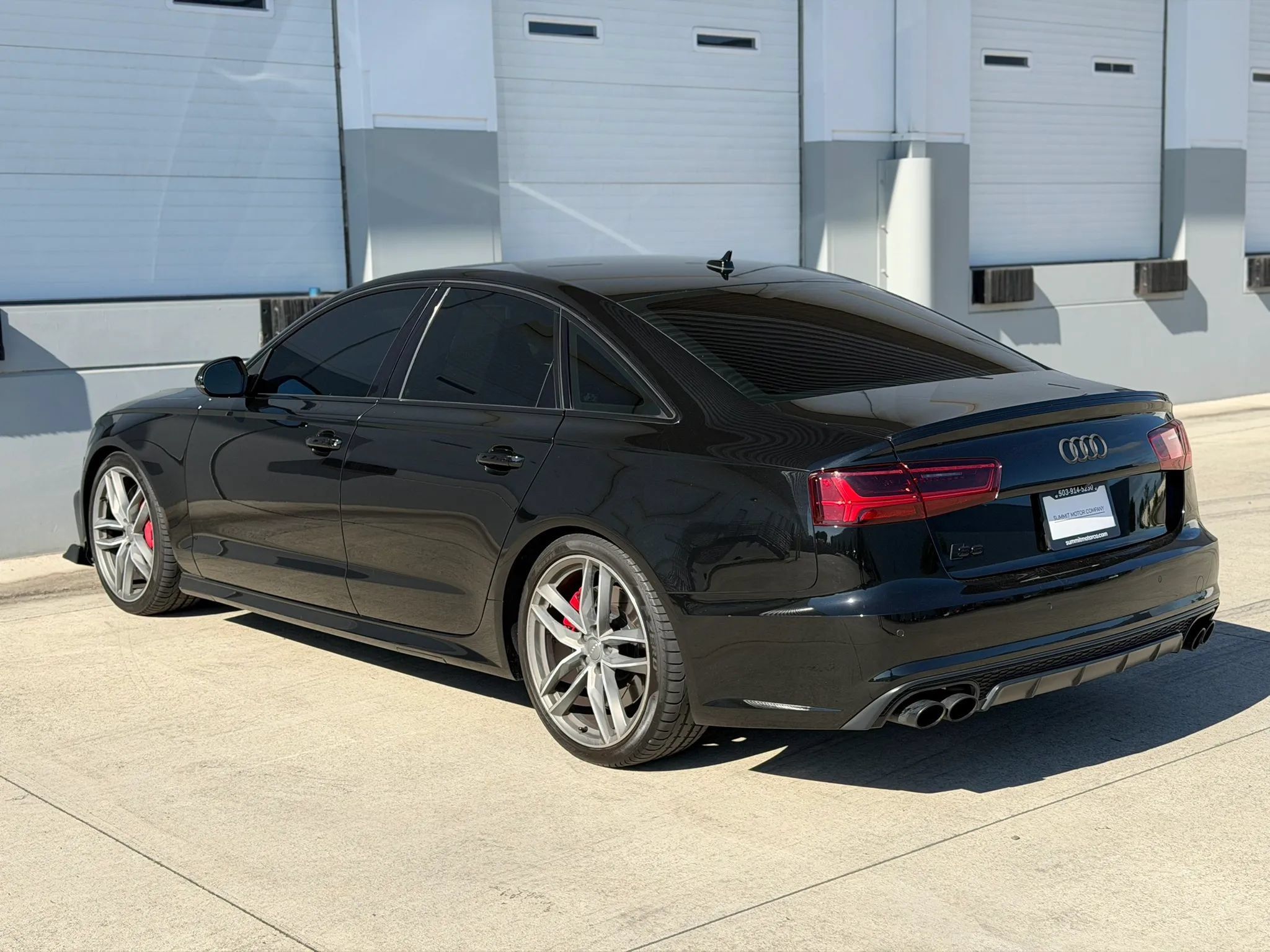 Used 2018 Audi S6 Premium Plus w/ S Sport Package AWD/4WD image 4