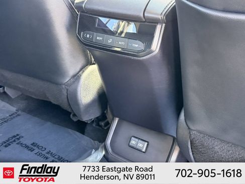 Certified 2025 Toyota Highlander XLE AWD/4WD image 15