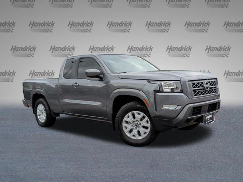 Used 2024 Nissan Frontier SV w/ SV Convenience Package RWD image 2