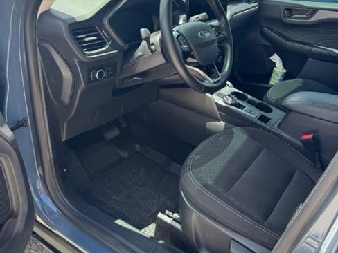 Used 2025 Ford Escape Active w/ Tech Pack #1 AWD/4WD image 4
