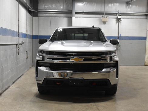Used 2020 Chevrolet Silverado 1500 LT AWD/4WD image 30