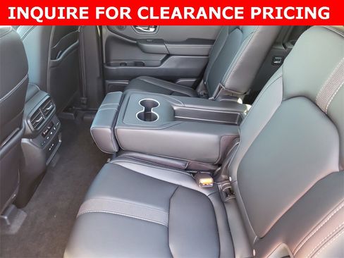 New 2025 Honda Pilot Touring image 17