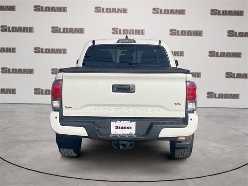 Used 2023 Toyota Tacoma TRD Off-Road image 4