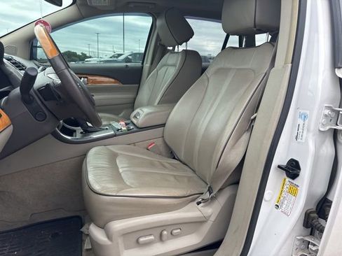 Used 2014 Lincoln MKX AWD w/ Equipment Group 102A image 10