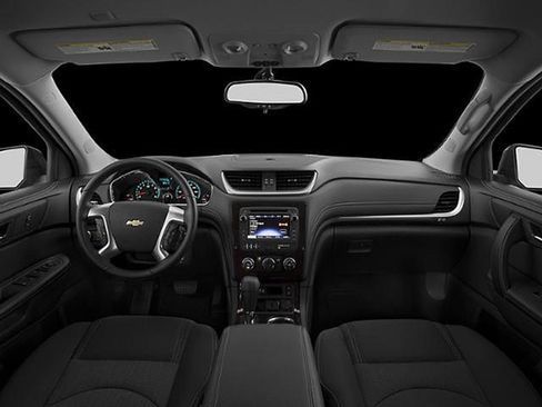 Used 2016 Chevrolet Traverse LT w/ Style and Technology Package FWD image 14
