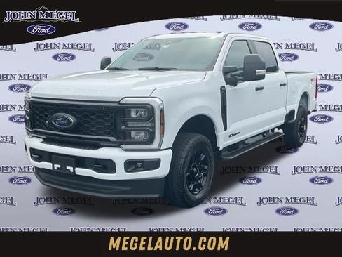New 2026 Ford F250 4x4 Crew Cab Super Duty image 1