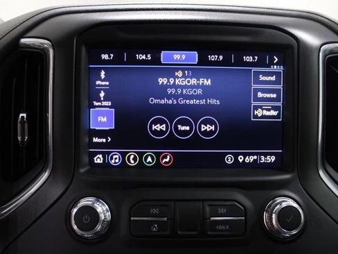 Used 2020 GMC Sierra 1500 AT4 w/ AT4 Premium Package AWD/4WD image 4
