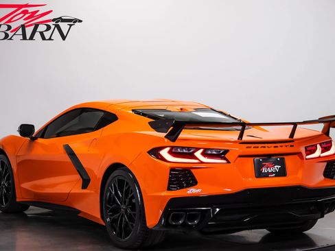Used 2023 Chevrolet Corvette Stingray Preferred Cpe w/ Z51 Performance Package RWD image 11
