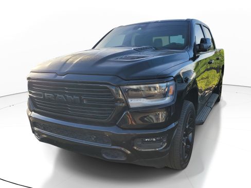 Used 2023 RAM 1500 Laramie AWD/4WD image 3