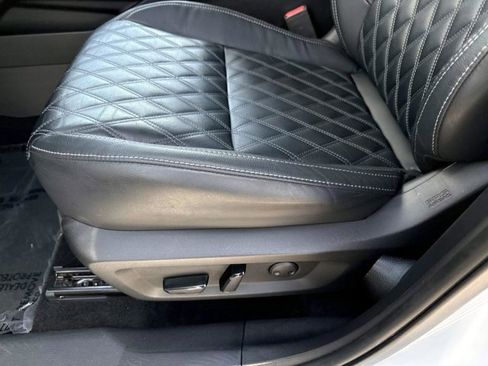 Used 2023 Mitsubishi Outlander SEL AWD/4WD image 20