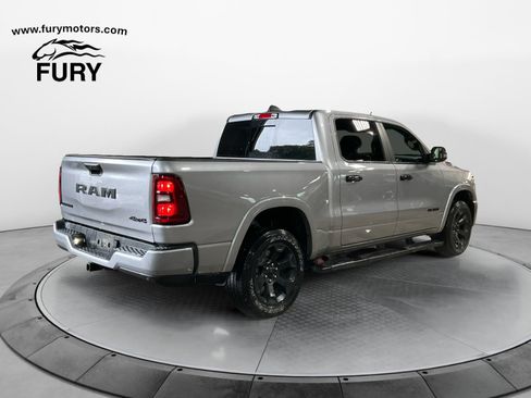 Used 2025 RAM 1500 Big Horn AWD/4WD image 4