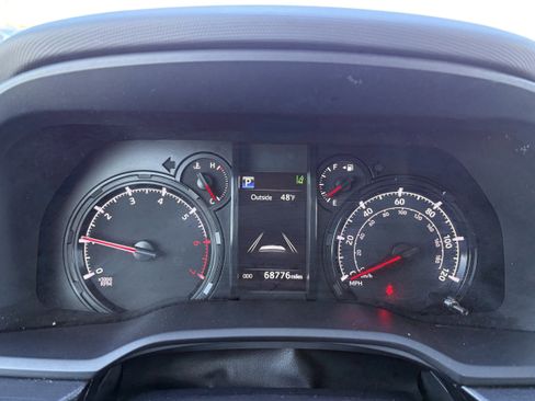 Used 2024 Toyota 4Runner SR5 image 14