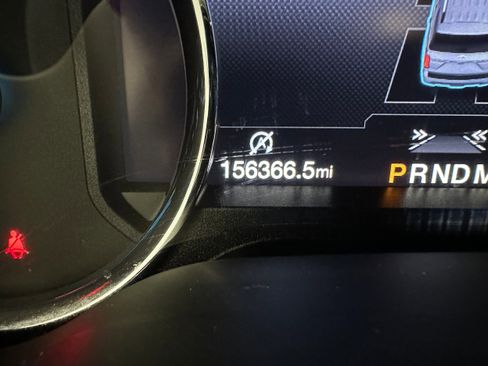 Used 2019 Ford Expedition Limited w/ Equipment Group 301A AWD/4WD image 29