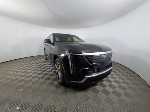 New 2025 Cadillac Escalade IQ Luxury 2 image 33