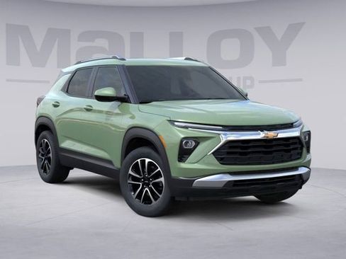 New 2026 Chevrolet TrailBlazer LT w/ Convenience Package AWD/4WD image 2