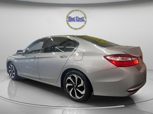 Used 2017 Honda Accord EX-L image 3