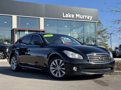 Used 2011 INFINITI M37 w/ Premium Pkg image 1
