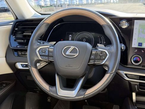 Used 2023 Lexus RX 350h image 9