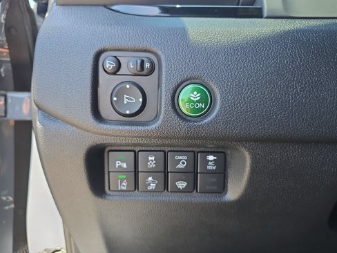 Used 2025 Honda Ridgeline Black Edition image 22