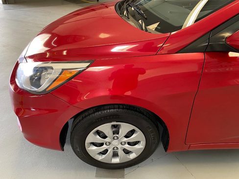 Used 2016 Hyundai Accent SE FWD image 10