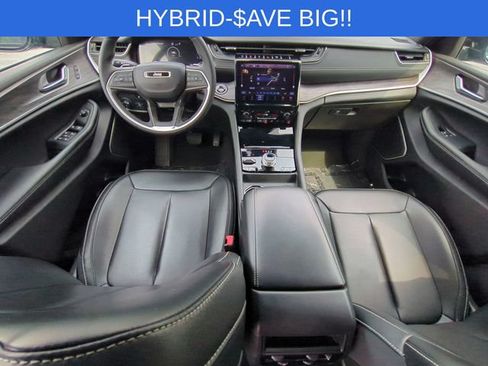 Used 2024 Jeep Grand Cherokee Limited 4xe AWD/4WD image 34