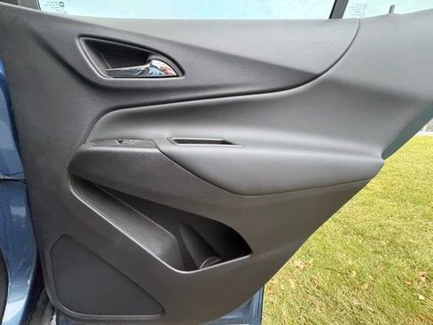 Used 2024 Chevrolet Equinox LT image 39