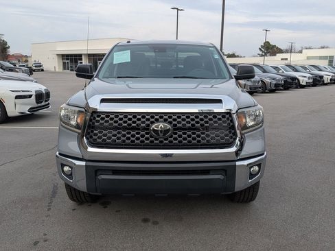 Used 2019 Toyota Tundra SR5 w/ SR5 Upgrade Package image 8