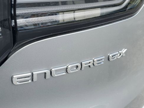 Used 2024 Buick Encore GX Avenir w/ Avenir Technology Package image 4