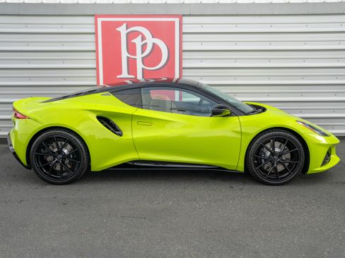 Used 2025 Lotus Emira RWD image 43