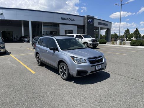 Used 2017 Subaru Forester 2.5i w/ Alloy Wheel Package AWD/4WD image 2