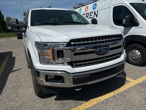 Used 2018 Ford F150 XLT w/ Equipment Group 302A Luxury AWD/4WD image 4