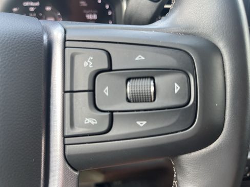 Used 2026 GMC Sierra 1500 SLT AWD/4WD image 18