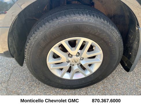 Used 2018 Nissan Frontier SV image 28