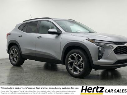 Used 2025 Chevrolet Trax LT