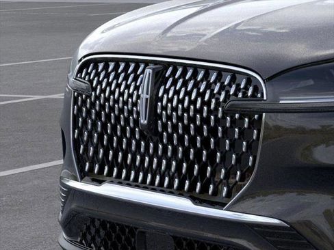 New 2026 Lincoln Aviator Reserve AWD/4WD image 17