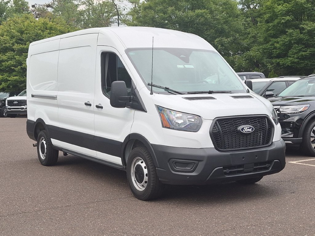 New 2026 Ford Transit 150 Medium Roof w/ Load Area Protection Package RWD image 4