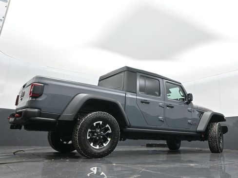 New 2026 Jeep Gladiator Rubicon image 32